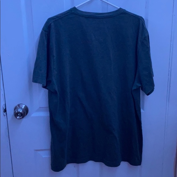 2 gray tees - Picture 4 of 4